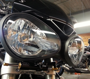 Kit montage pour amortisseur de direction Hyperpro TRIUMPH STREET TRIPLE R/S/RS 2017 2019