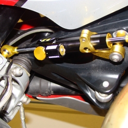 Kit montage pour amortisseur de direction Hyperpro BMW K 1200 GT 2003 2004;BMW K 1200 GT ESA 2005 +;BMW K 1200 LT 1999 2003;BMW K1200 RS HPA 1997 2000