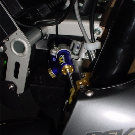 Kit montage pour amortisseur de direction Hyperpro APRILIA APRILIA RSV 1000 TUONO 2001 2005;APRILIA RSV 1000 TUONO 2001 2003