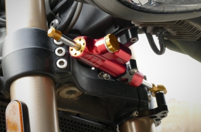 Kit fixation pour amortisseur de direction