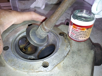 PATE A RODER LES SOUPAPES #ROD9520