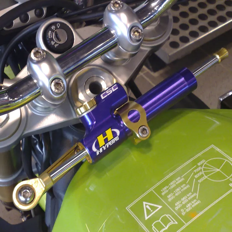 Kit fixation pour amortisseur de direction anodisé NOIR