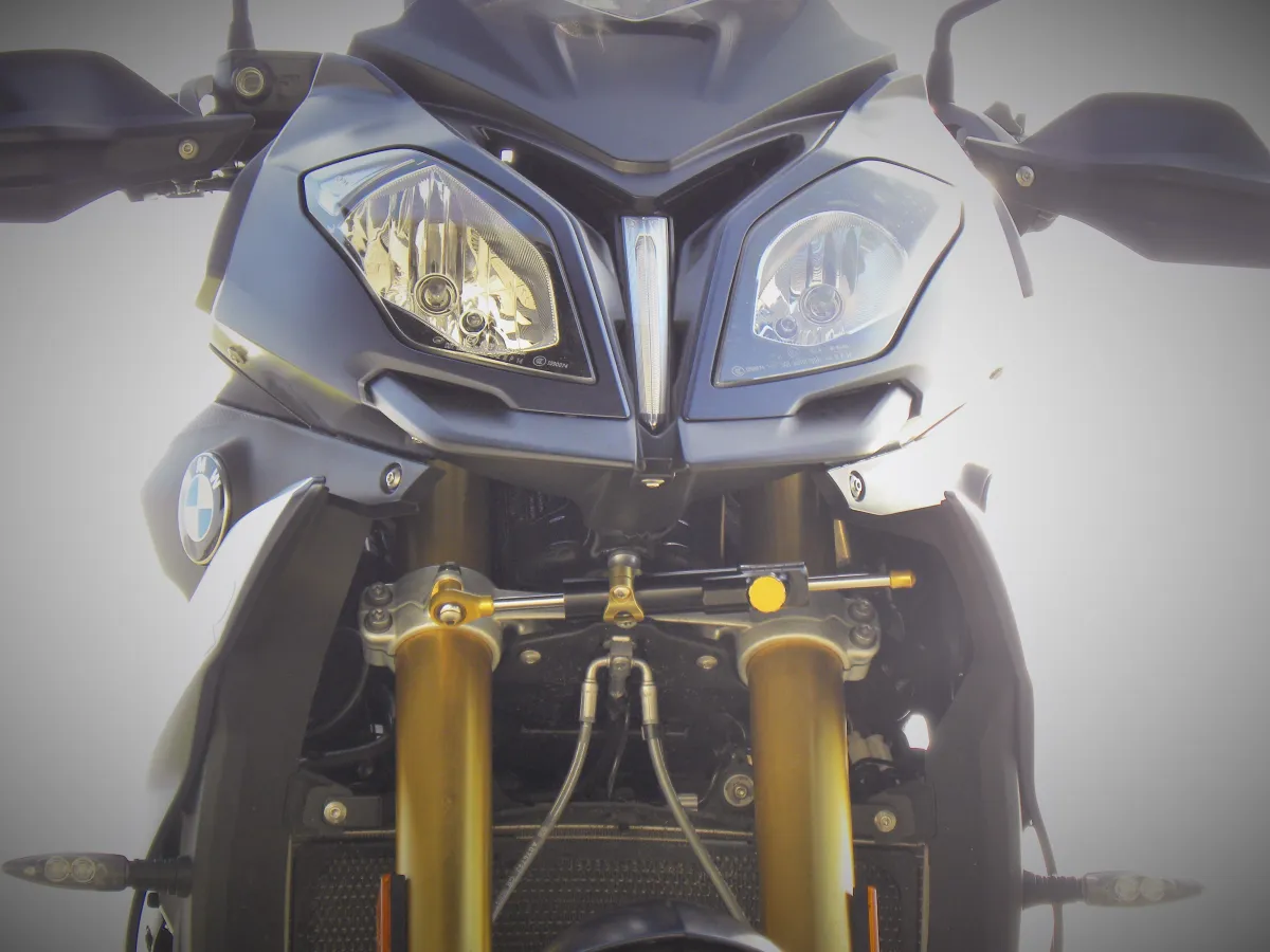 Kit montage pour amortisseur de direction Hyperpro BMW S1000XR 2015 2017