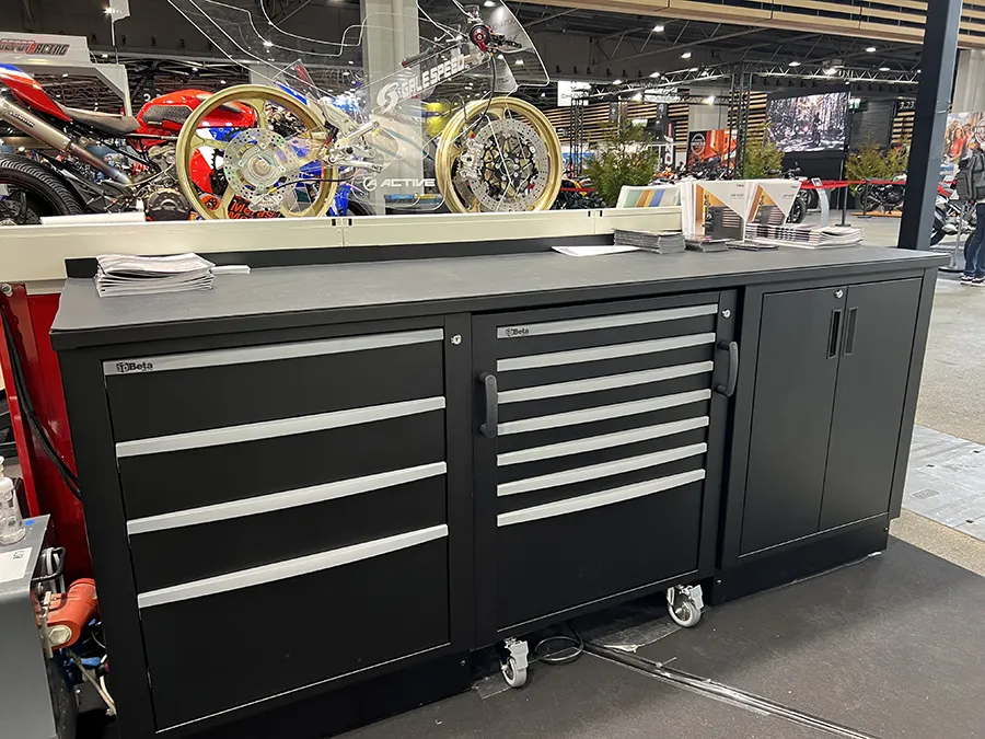 Mobilier atelier Solida